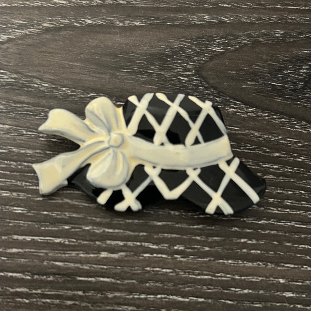 Bonnet brooch - Picture 2 of 3
